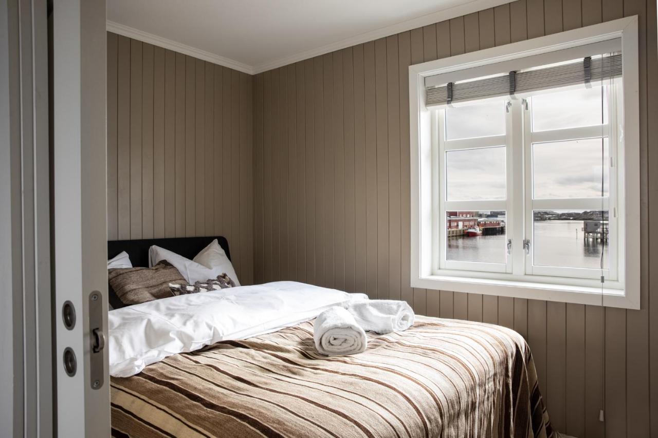 Solsiden Brygge Rorbuer Hotel Ballstad Eksteriør billede