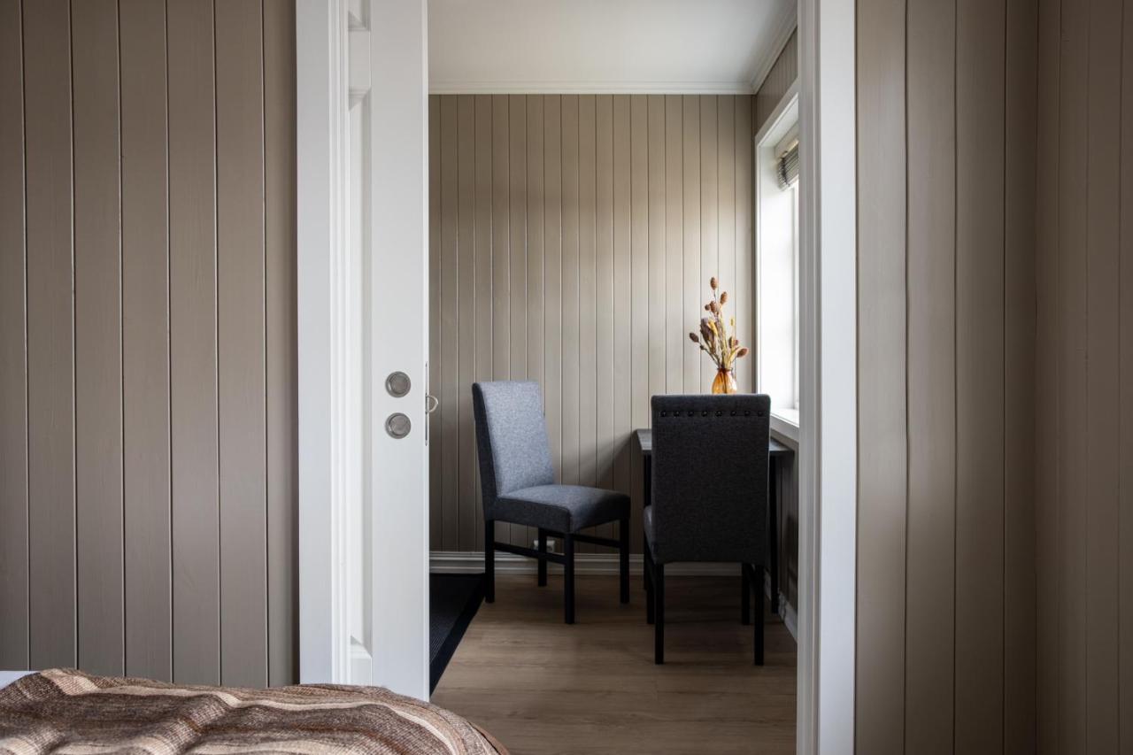 Solsiden Brygge Rorbuer Hotel Ballstad Eksteriør billede
