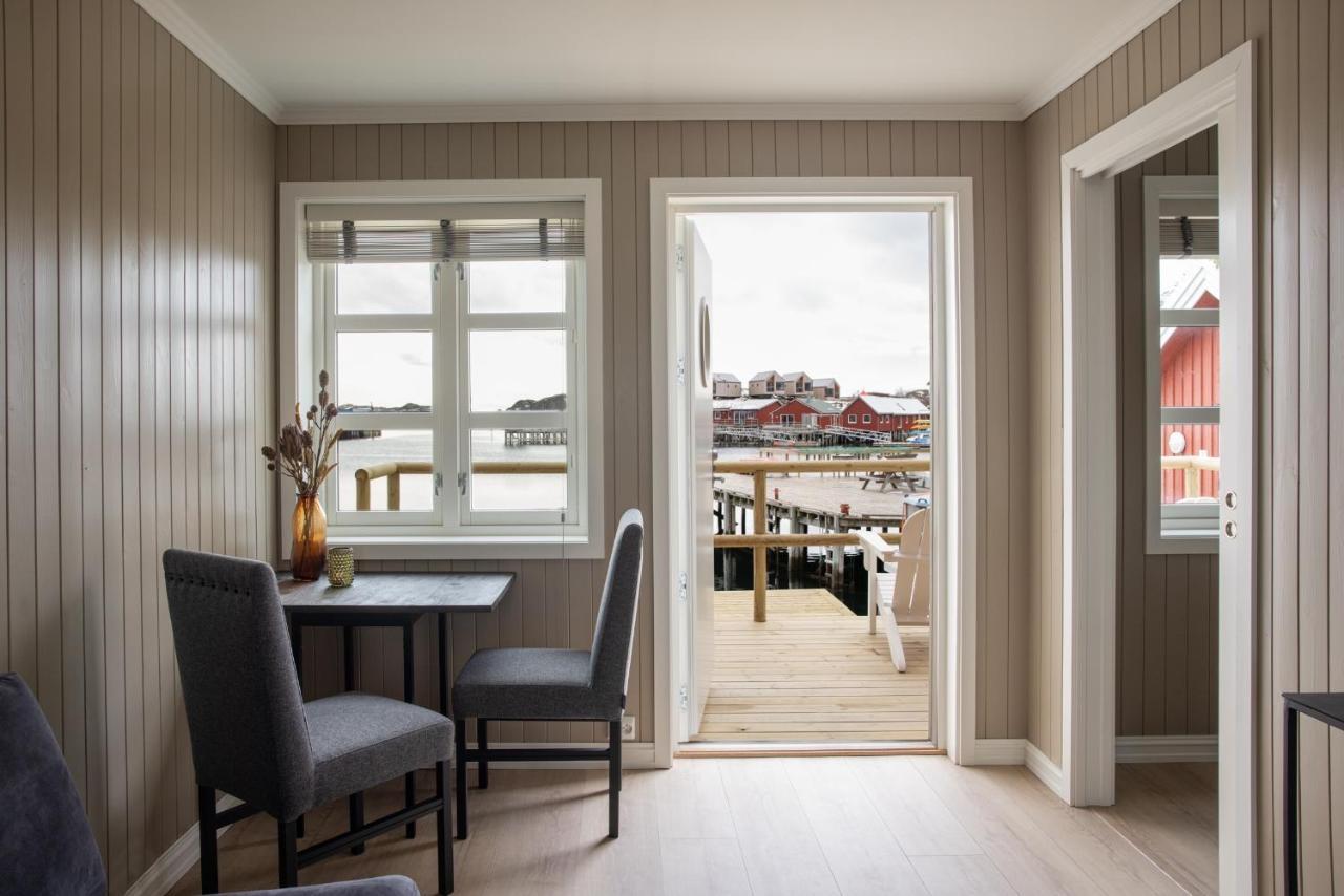 Solsiden Brygge Rorbuer Hotel Ballstad Eksteriør billede